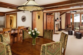 Four Seasons Resort and Residences Jackson Hole