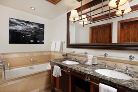 Four Seasons Resort and Residences Jackson Hole