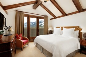 Four Seasons Resort and Residences Jackson Hole