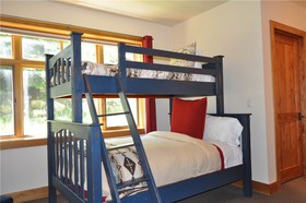 Granite Ridge Lodges