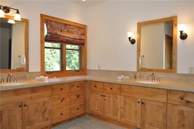 Granite Ridge Lodges