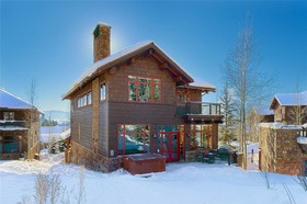 Granite Ridge Lodges