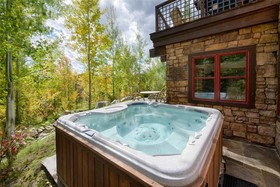 Granite Ridge Lodges