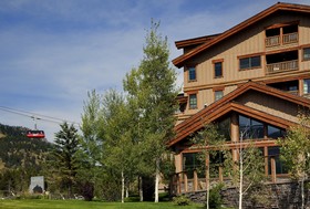 Teton Mountain Lodge & Spa