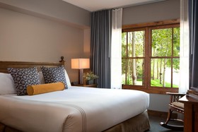Teton Mountain Lodge & Spa