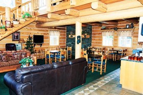 Cabin Creek Inn
