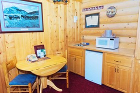 Cabin Creek Inn