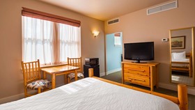 Best Western Plus Plaza Hotel