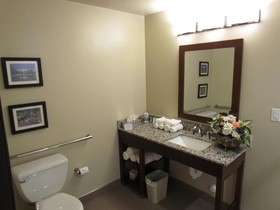 Heartland Inn and Suites