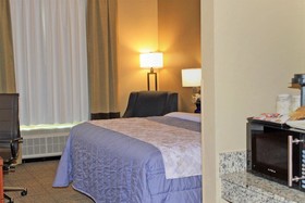Heartland Inn and Suites