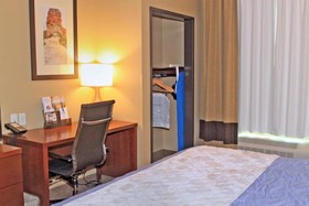 Heartland Inn and Suites