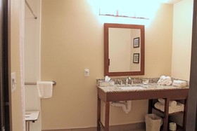 Heartland Inn and Suites