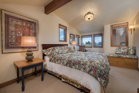 Abode at Swinging Bridge