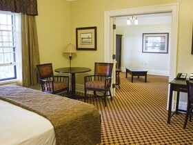 Lake Yellowstone Hotel & Cabins