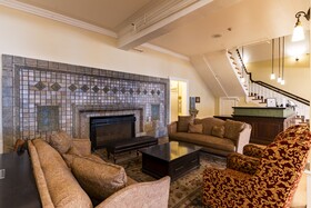 Lake Yellowstone Hotel & Cabins
