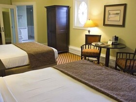 Lake Yellowstone Hotel & Cabins