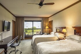 Sheraton Colonia Golf & Spa Resort