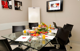 My Suites Montevideo Boutique Hotel & Wine Bar