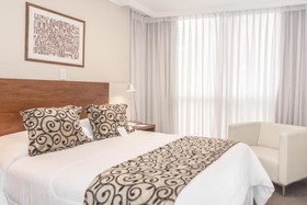 Palm Beach Plaza Hotel