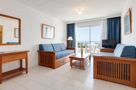 Hotel Las Olas Resort
