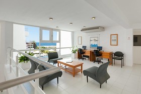 Hotel Las Olas Resort
