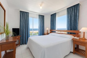 Hotel Las Olas Resort