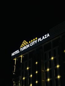Turon City Plaza