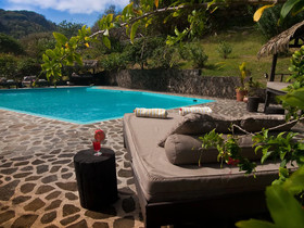 Firefly Plantation Bequia