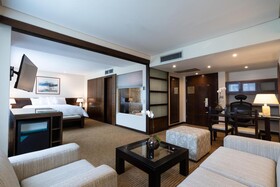Hotel & Suites Caracas