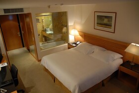 Hotel & Suites Caracas