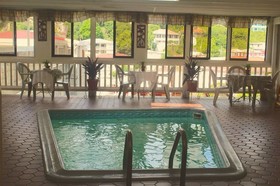 Bunker Hill Hotel