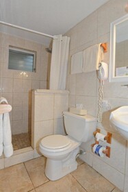 Lindbergh Bay Hotel and Villas