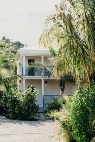 The Hideaway Hull Bay
