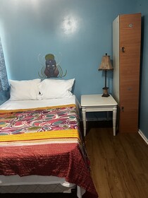 Tillett Hostel and Guesthouse