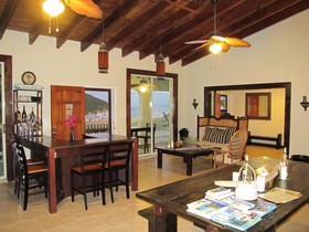 Two Sandals By the Sea Inn
