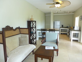 Two Sandals By the Sea Inn