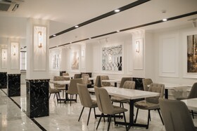 Riverside Boutique Hotel