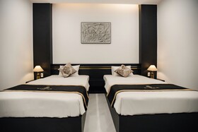 Riverside Boutique Hotel