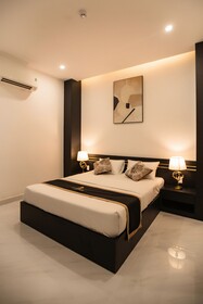 Riverside Boutique Hotel