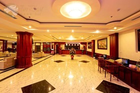 Van Phat Riverside Hotel