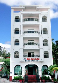 Bien Xanh Hotel
