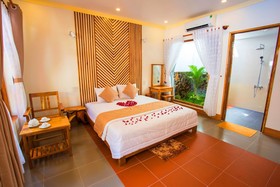 Little Garden Bungalow