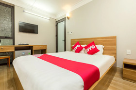 Candy Hotel by OYO Rooms