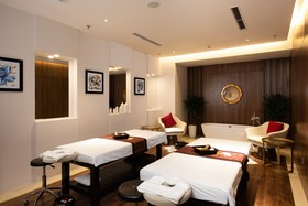 Four Points by Sheraton Lang Son
