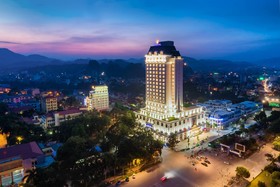 Four Points by Sheraton Lang Son