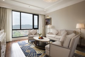 Four Points by Sheraton Lang Son