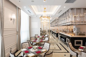 Four Points by Sheraton Lang Son