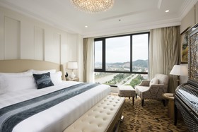 Four Points by Sheraton Lang Son