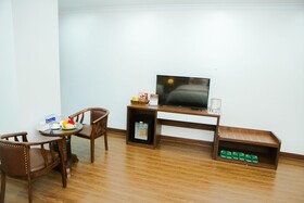 Central Hotel