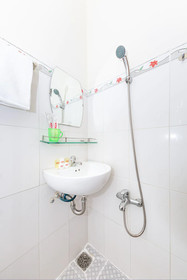 365 Motel by OYO Rooms